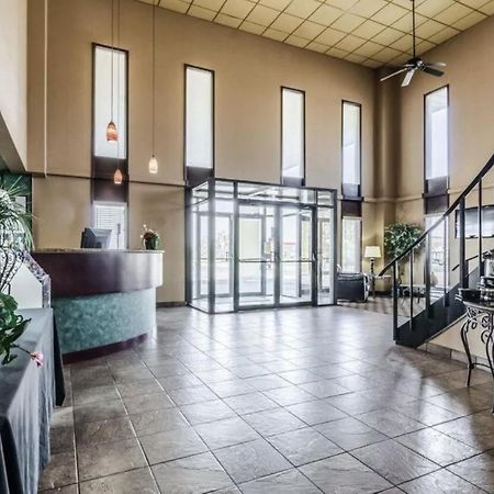 Hutchi Bell Hotel South Hutchinson Kültér fotó