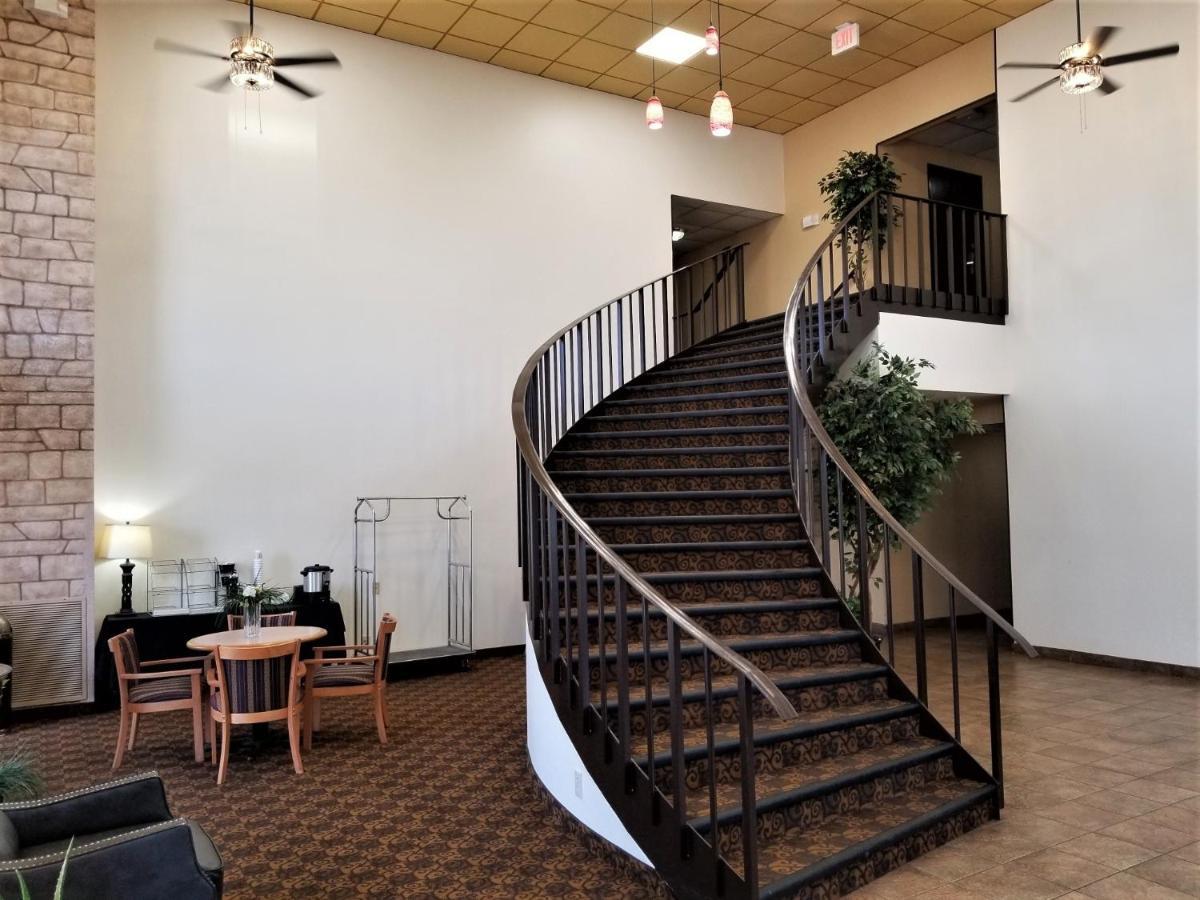 Hutchi Bell Hotel South Hutchinson Kültér fotó