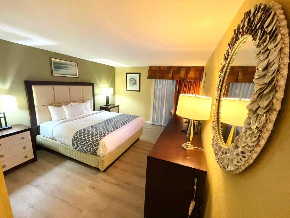 Hutchi Bell Hotel South Hutchinson Kültér fotó